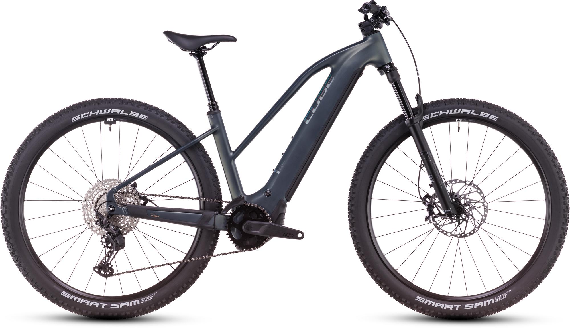 Reaction Hybrid SLX 800